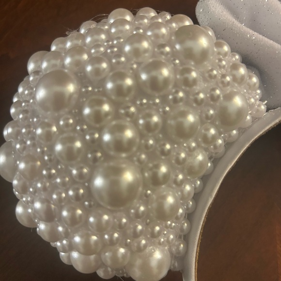 Pearl Embellished Bridal Minnie ears - Picture 3 of 4